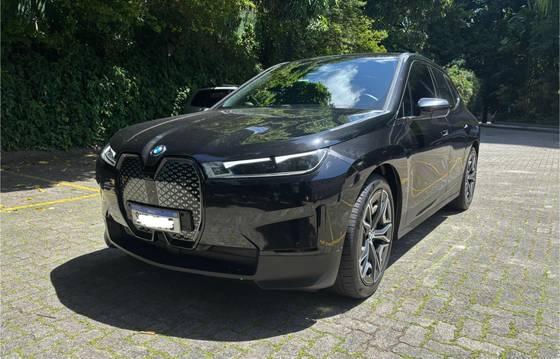 BMW iX ELÉTRICO XDRIVE40 BMW iX ELÉTRICO XDRIVE40